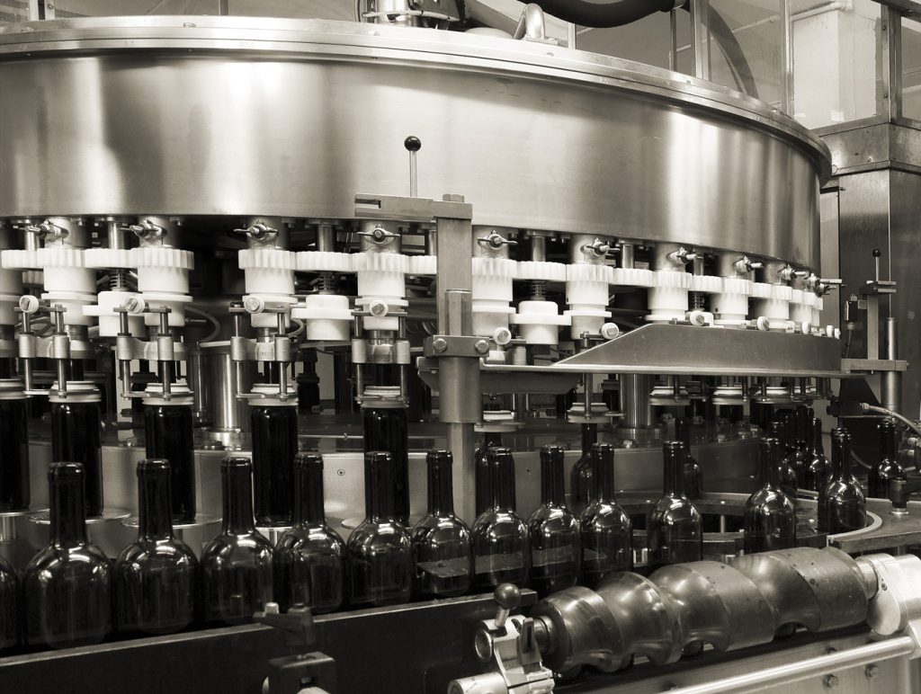 imbottigliamento azienda sorelli winery